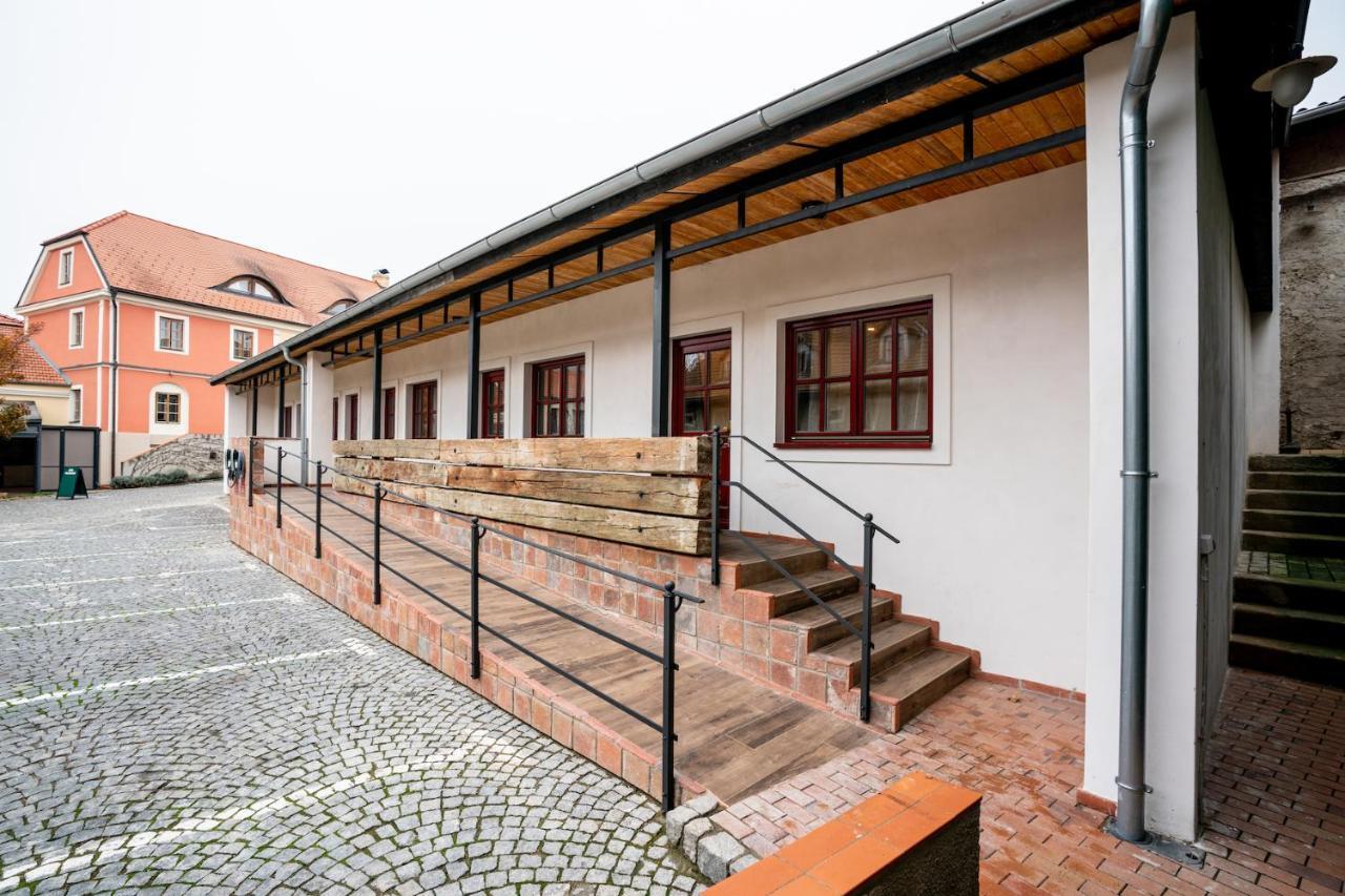 Hotel Dvur Hoffmeister Velke Cicovice Exterior photo